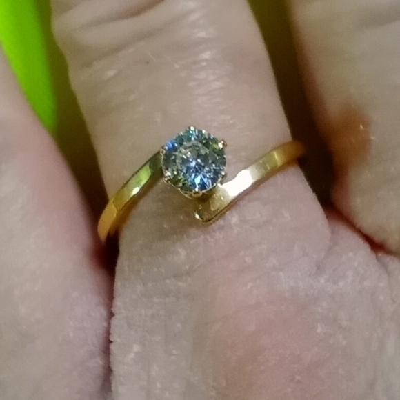 Goldtone cz cubic zirconia engagement ring size 11.5 - Picture 1 of 4